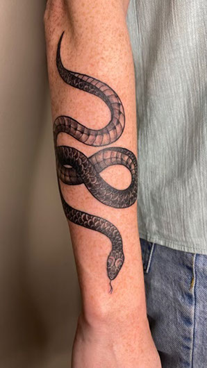 tattoo,aces,high,alex,rockoff,alexrockoff,west,palm,beach,traditional,neotraditional,beetle,beatle,flower,sunflower,floral,color