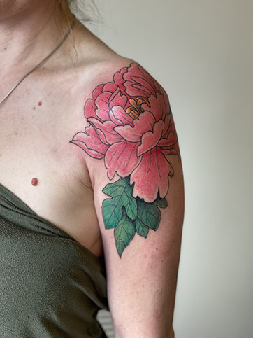 tattoo,aces,high,alex,rockoff,alexrockoff,west,palm,beach,traditional,neotraditional,beetle,beatle,flower,sunflower,floral,color