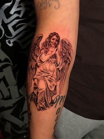 tattoo,aces,high,alex,rockoff,alexrockoff,west,palm,beach,traditional,neotraditional,beetle,beatle,flower,sunflower,floral,color